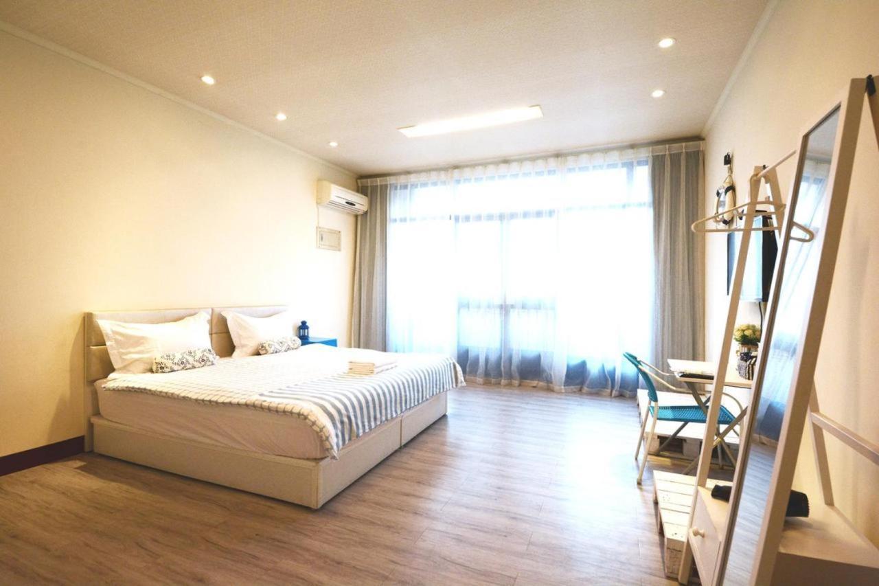Apartamento Ariyoshi Ya Tainan Exterior foto