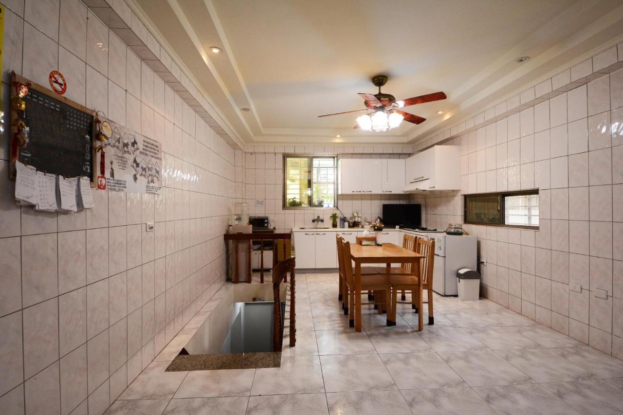Apartamento Ariyoshi Ya Tainan Exterior foto